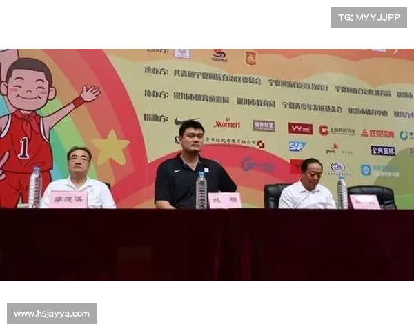 CBA赛场为南京大屠杀默哀,姚主席正在弥补联赛缺失的文化 CBA赛场为南京大屠杀默哀,姚主席正在弥补联赛缺失的文化